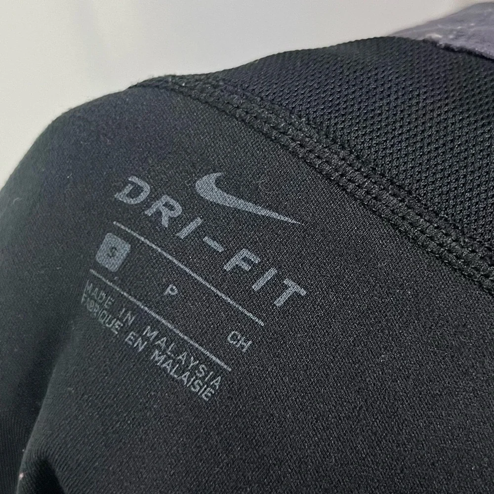 Nike‎ Elevate Black & Gray Floral Running Shorts S